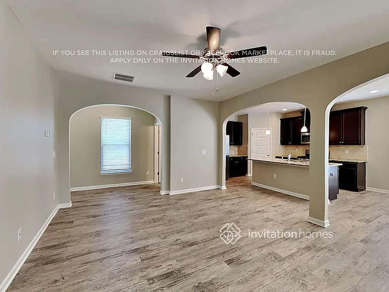 2904 Warwick Ct — Photo 6