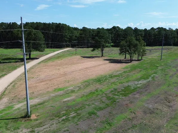1 Azeeban Rd, Vance, SC 29163