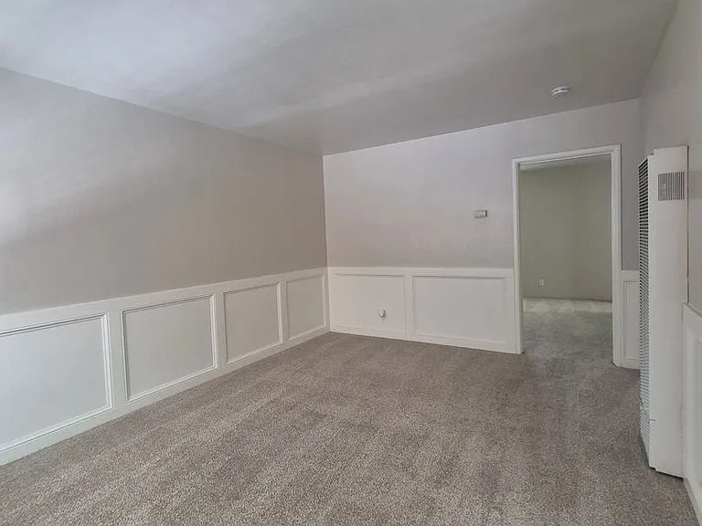 Braden Manor Apartments — Photo 9