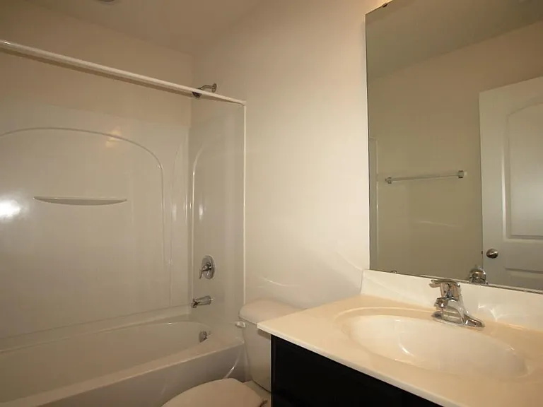 10019 Lynnberry Pl — Photo 13
