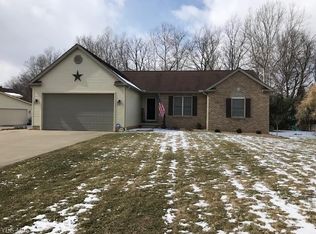121 Ryan Rdg NE, Navarre, OH 44662