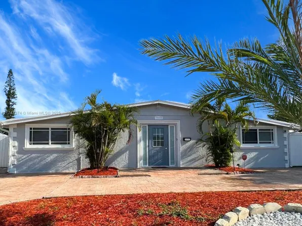 7570 Simms St, Hollywood, FL 33024