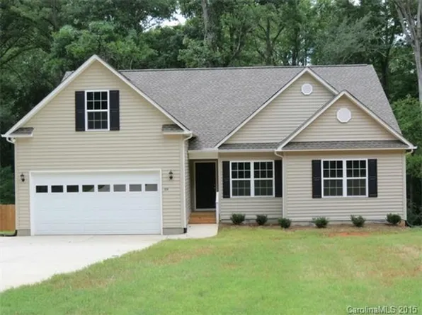 932 Susan Cir, Rock Hill, SC 29730