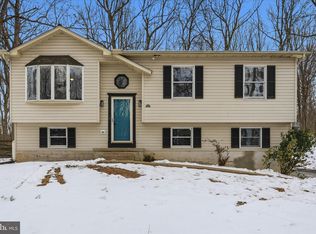 294 Cambridge Rd, Coatesville, PA 19320