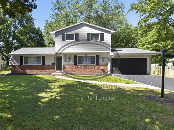 6946 Kinsman Dr, Sylvania, OH 43560