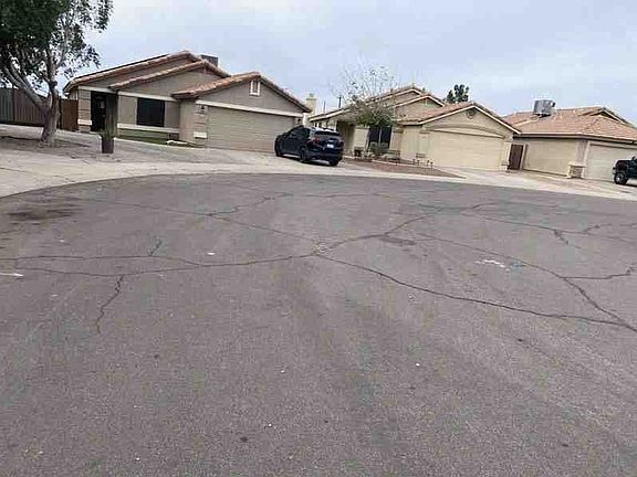 5th image of 833 E Pima Ave