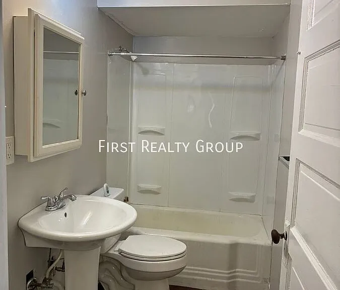 2660 Hazel Ave — Photo 8