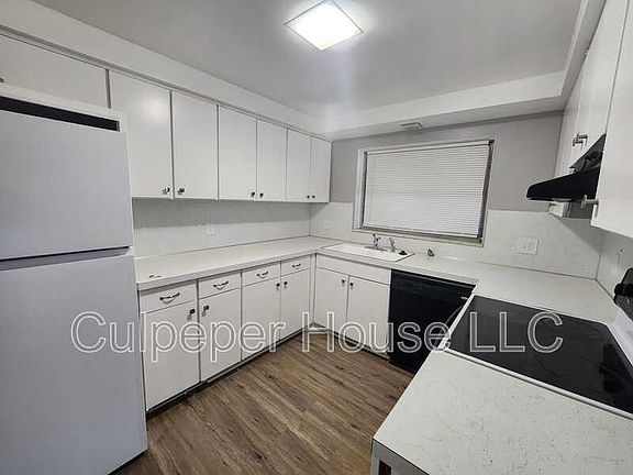 5th image of 4102 Garden Estates Dr Unit 4
