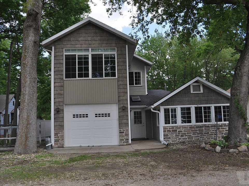 1st image of 15317 Lambert Dr