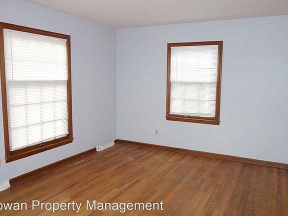 3rd image of 6640 Floyd St