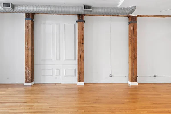 Sold by Douglas Elliman | media 18