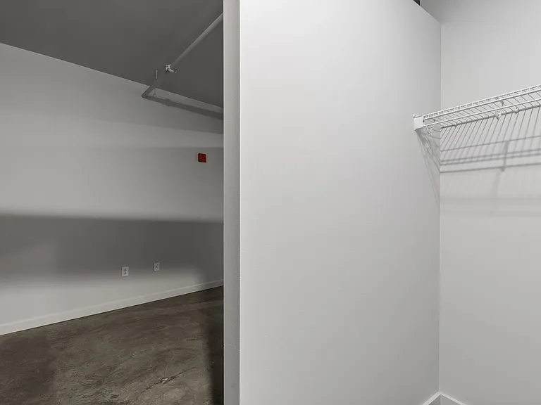 1006 Olive St #602 — Photo 6
