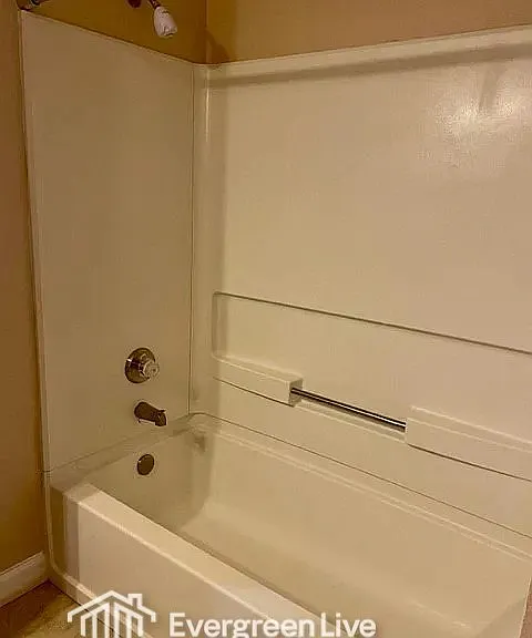 648 Carrier Dr — Photo 19