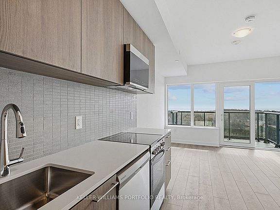 3rd image of 7439 Kingston Rd #1008
