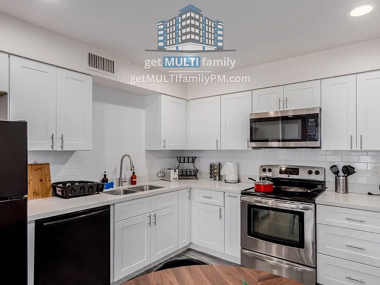 515 W Pebble Beach Dr #517 — Photo 1