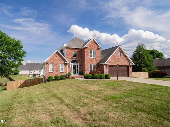 125 Charlton Ct, Bluff City, TN 37618