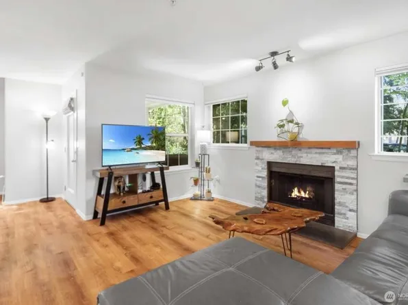 18505 SE Newport Way Unit A105, Issaquah, WA 98027