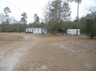 212 Deer Run Rd, Folkston, GA 31537