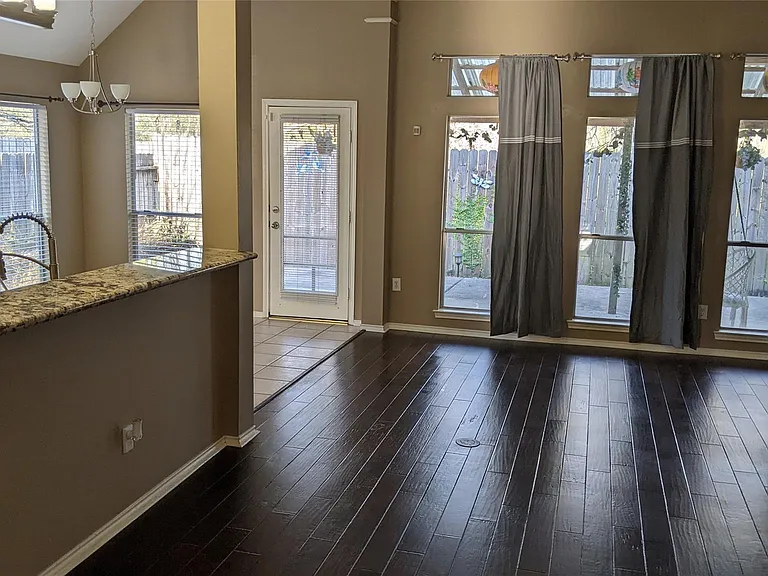 3519 Deerbrook Ct — Photo 8
