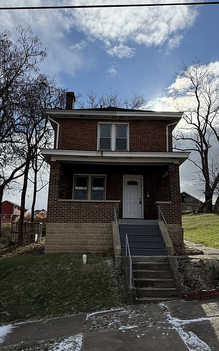 1st image of 136 Arkansas Ave
