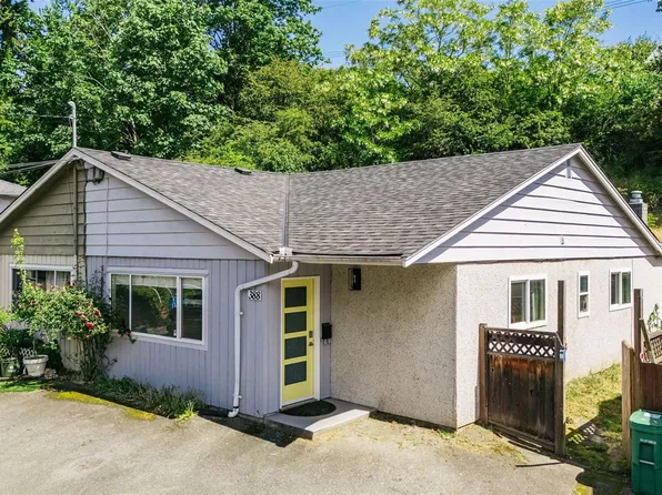 388 Pine St, Nanaimo, BC V9R 2B9
