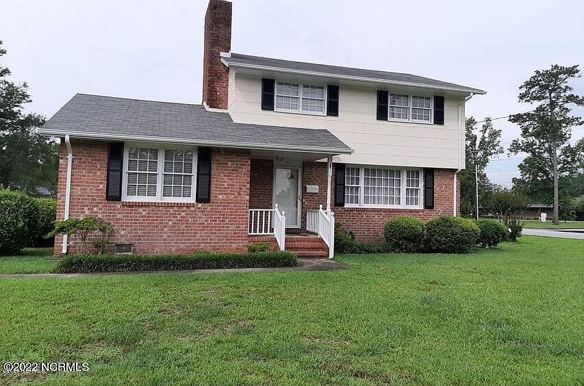 1st image of 715 Doris Ave