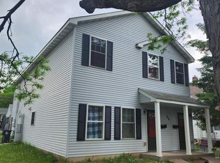 66 Stevens St E, Saint Paul, MN 55107