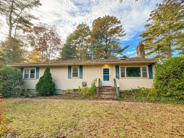 222 Lake Ave, Wareham, MA 02571