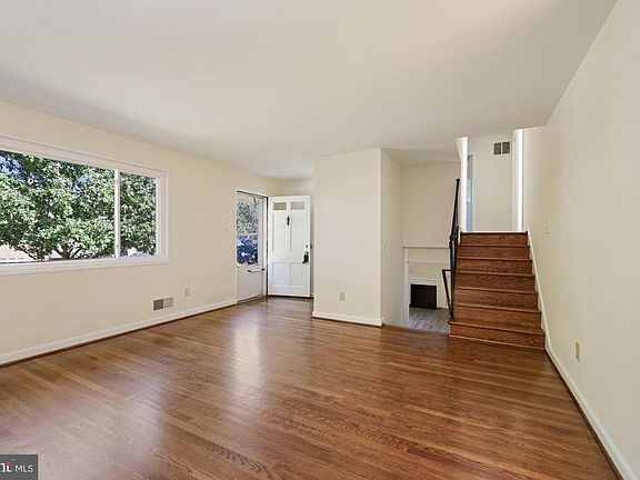 4th image of 12202 Nordlie Dr