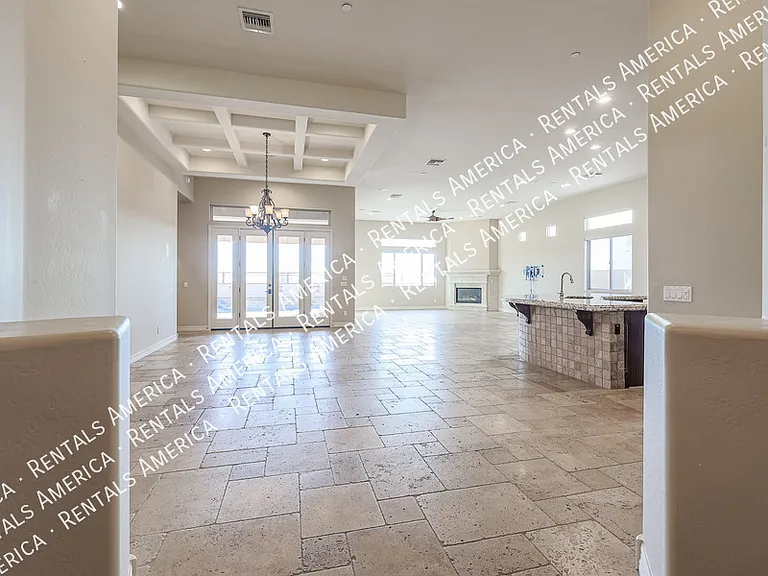 12439 E Lupine Ave — Photo 8