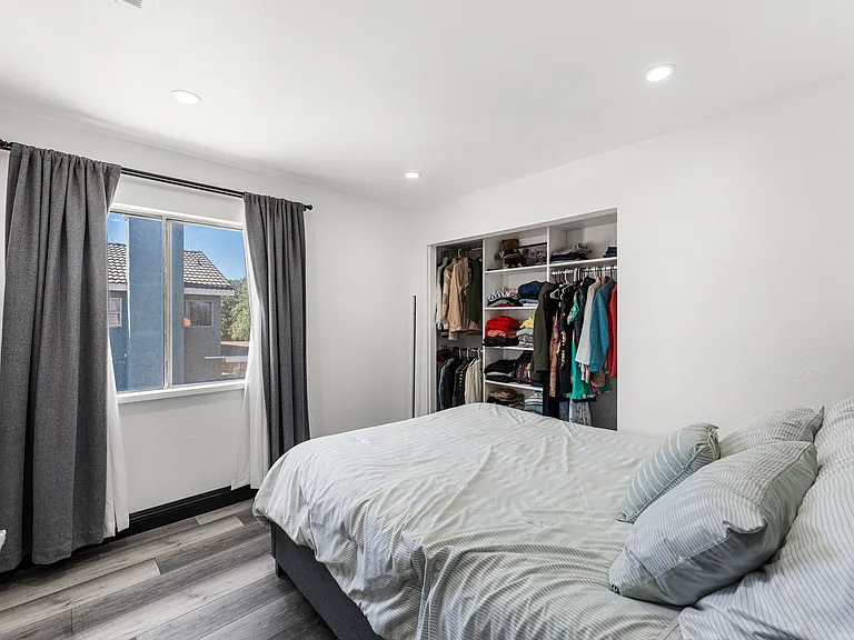 43721 Yaffa St — Photo 26