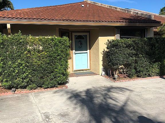 2nd image of 3007 SE South Lookout Blvd