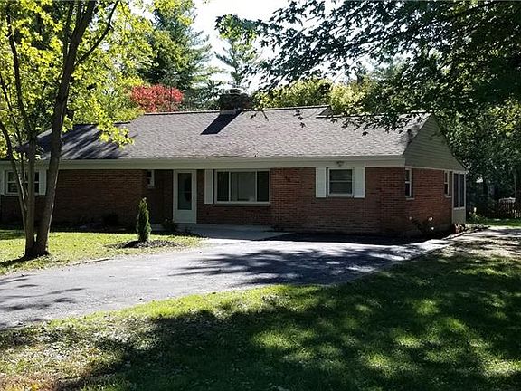 2nd image of 30 Granite Dr