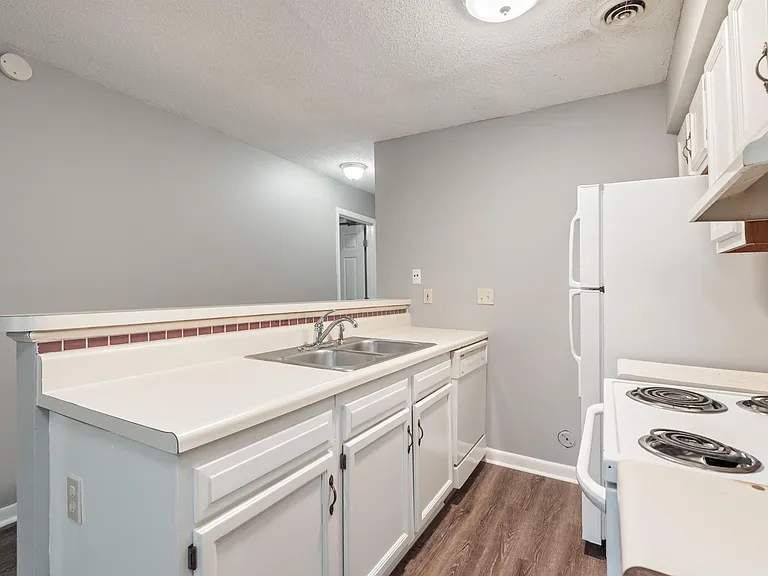 4439 Townhouse Way — Photo 7