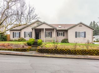 15008 Saint Andrews Dr, Oregon City, OR