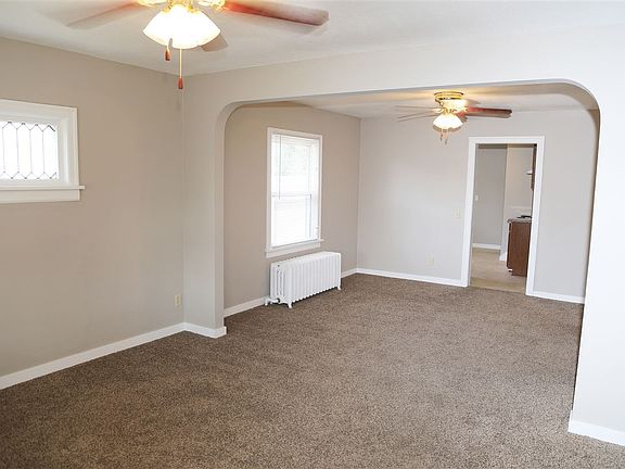 2nd image of 1723 E Cataldo Ave