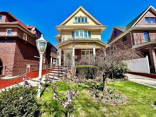 1555 73rd St, Brooklyn, NY 11228