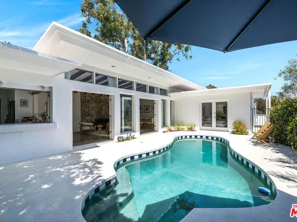 429 N Greencraig Rd, Los Angeles, CA 90049