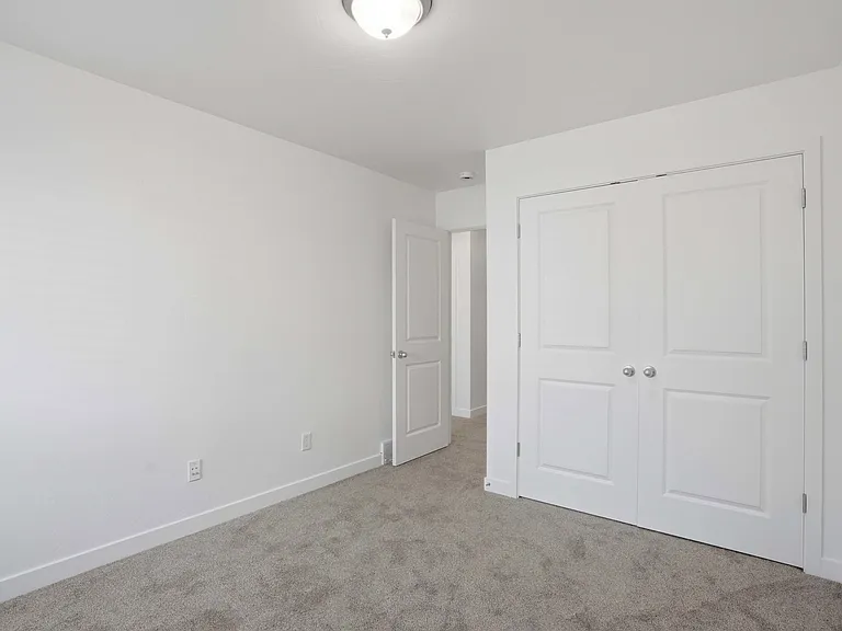 7539 S Casenina Dr — Photo 8