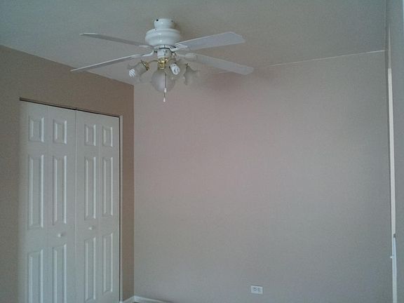 2nd image of 16W540 W Lake Dr #205B