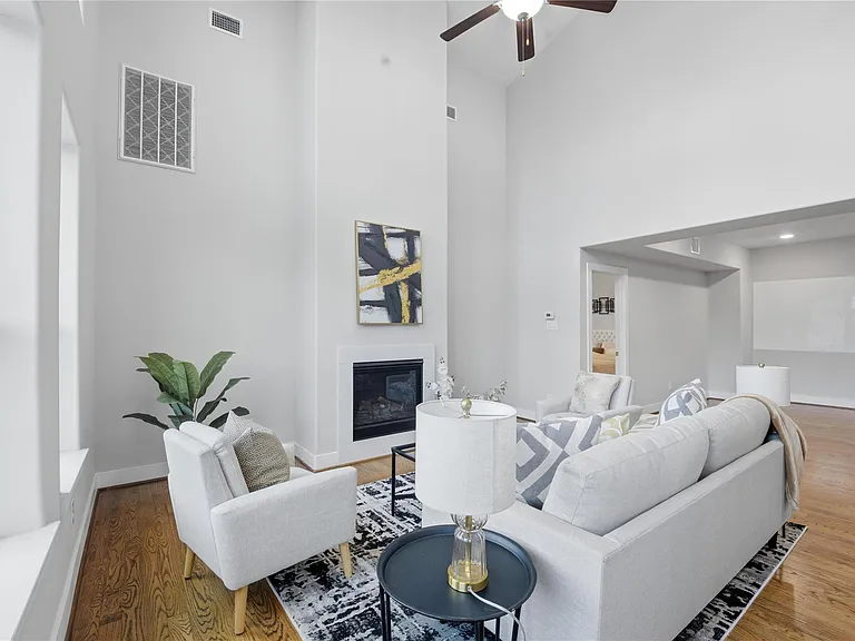 1420 Wilson St — Photo 20