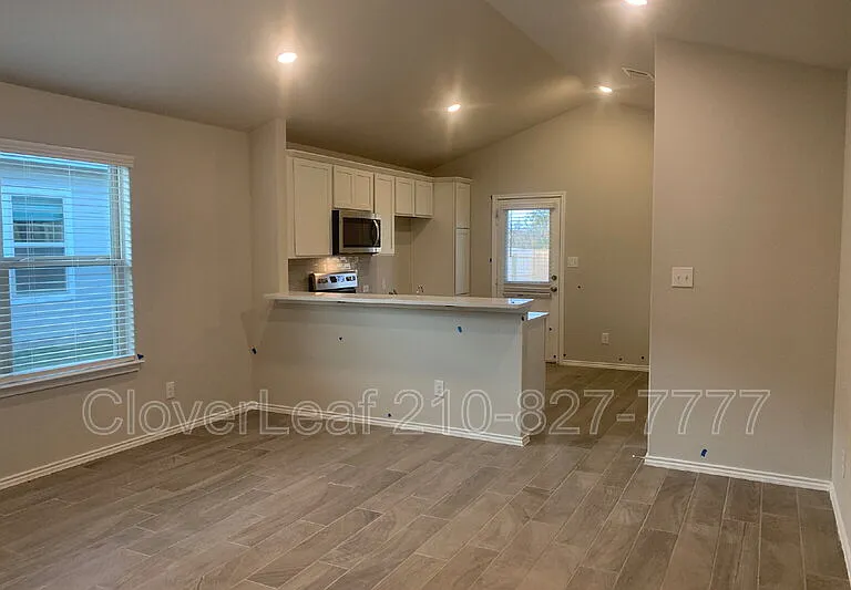 2172 Darst Dr — Photo 6