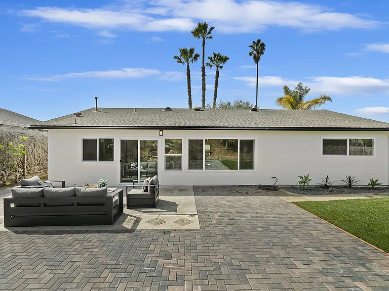 416 Gail Dr — Photo 34