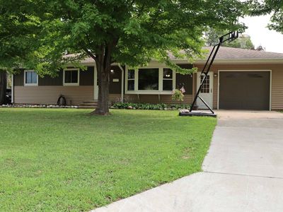 910 S Evergreen St, Shawano, WI, 54166
