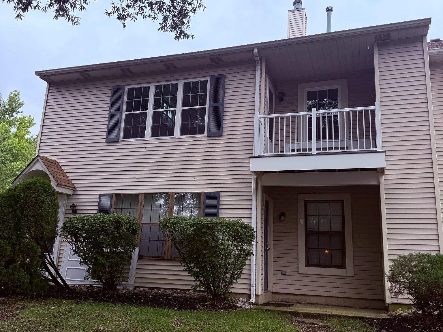 2 bed, 2.0 bath, 1336 sqft, $2,800 — Photo 1