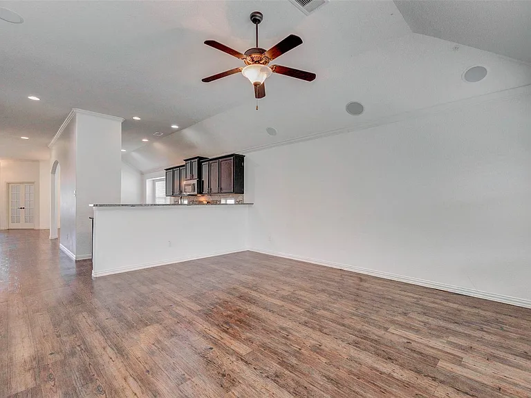 1511 Evermore Manor Ln — Photo 8