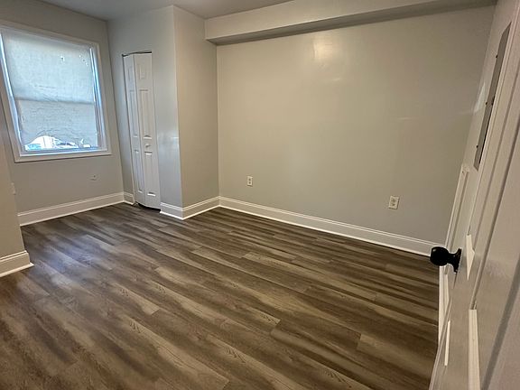 5th image of 425 60th St NE