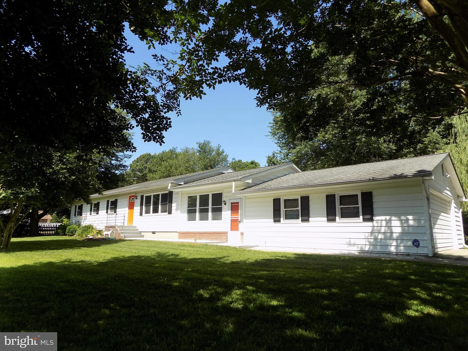 620 Romancoke Rd photo 1