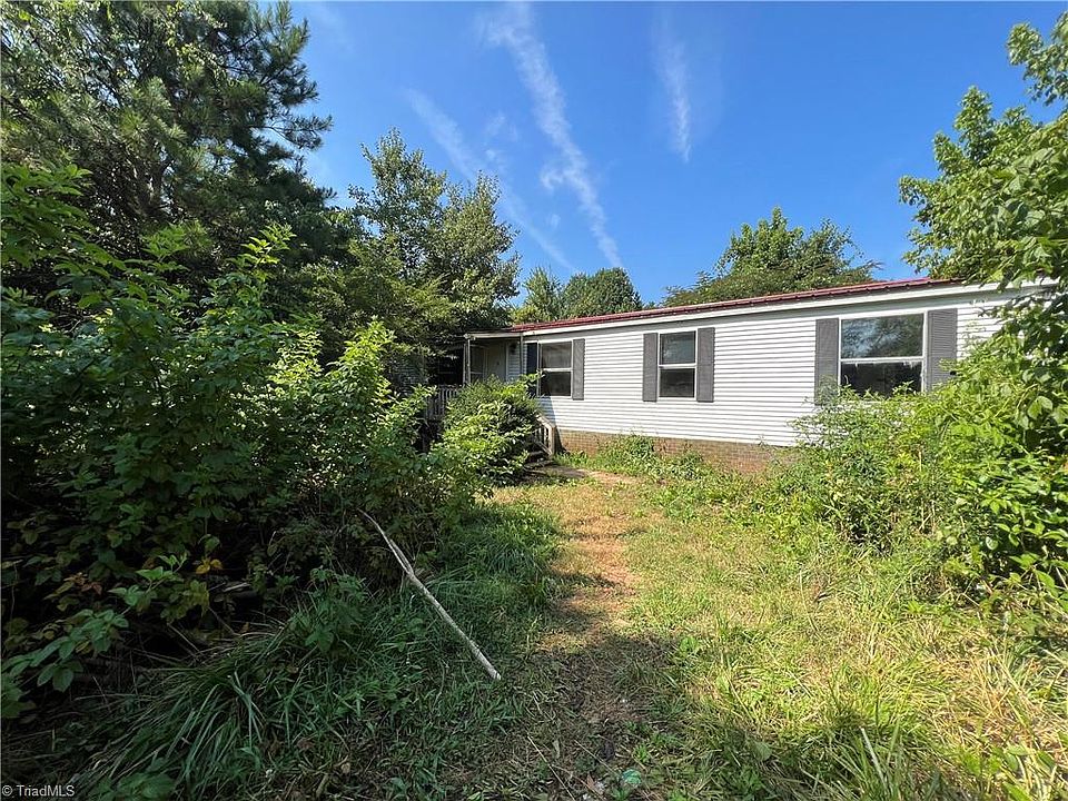 1st image of 351 Deerchase Cir