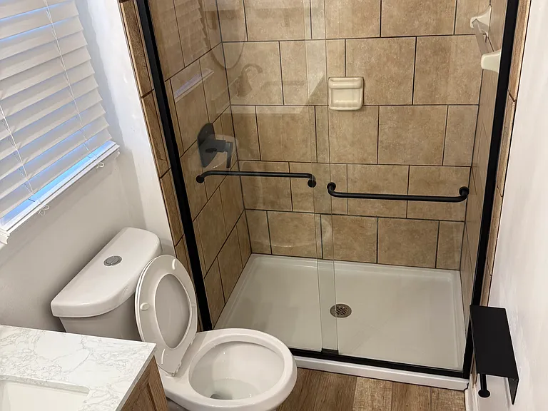 833 Archdale Dr — Photo 17